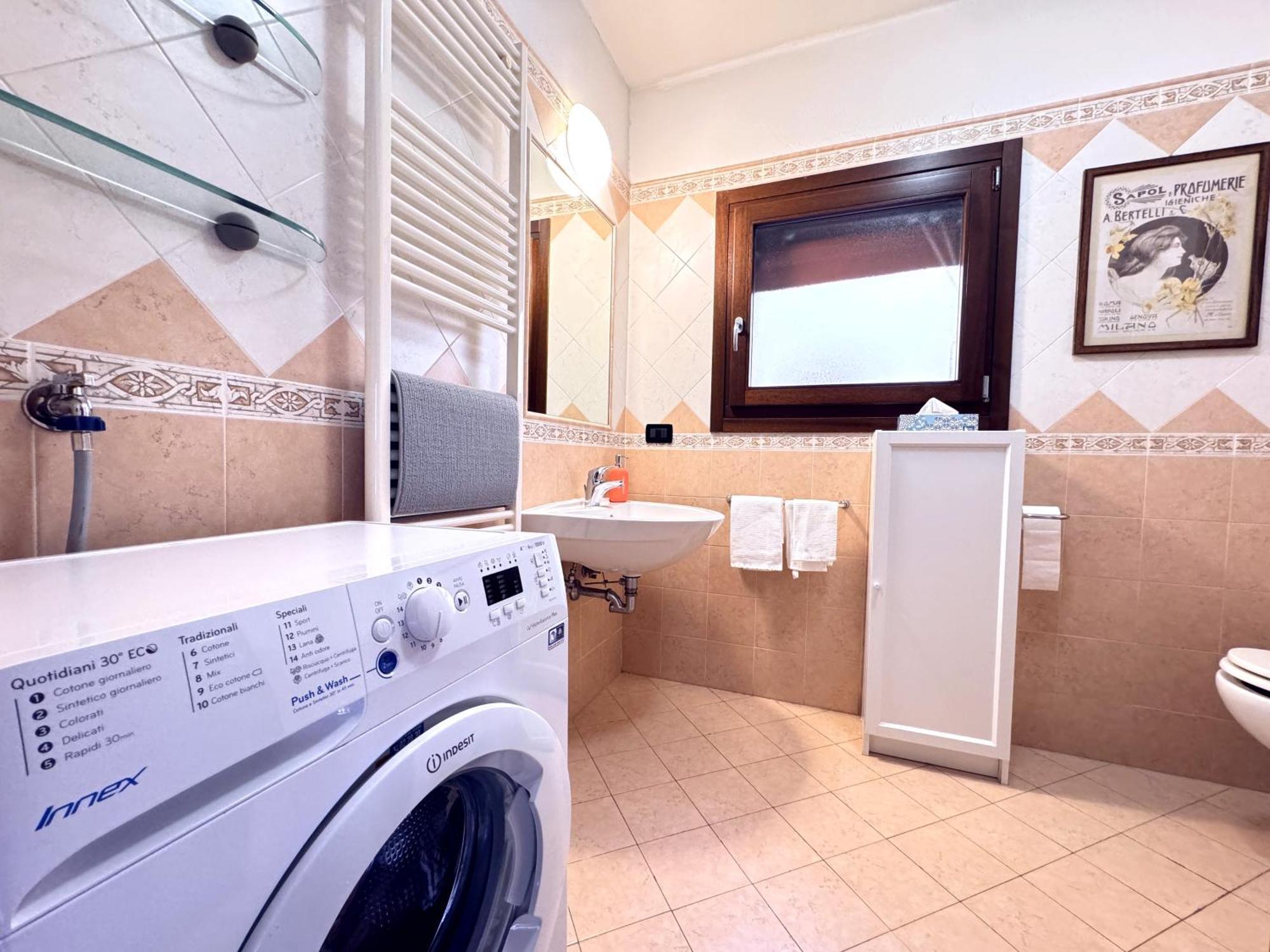 Realkasa Towers View Apartment Болоня Екстериор снимка